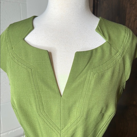 Green Sheath Mini Dress with Tie Front and Flutter Cap Sleeves - Picture 4 of 9
